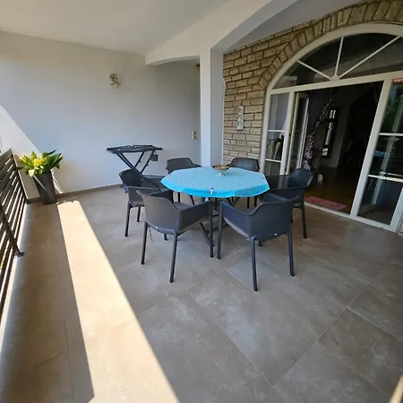 Apartamento Jeger Povljana