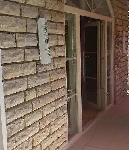 アパート Jeger ポヴリャナ